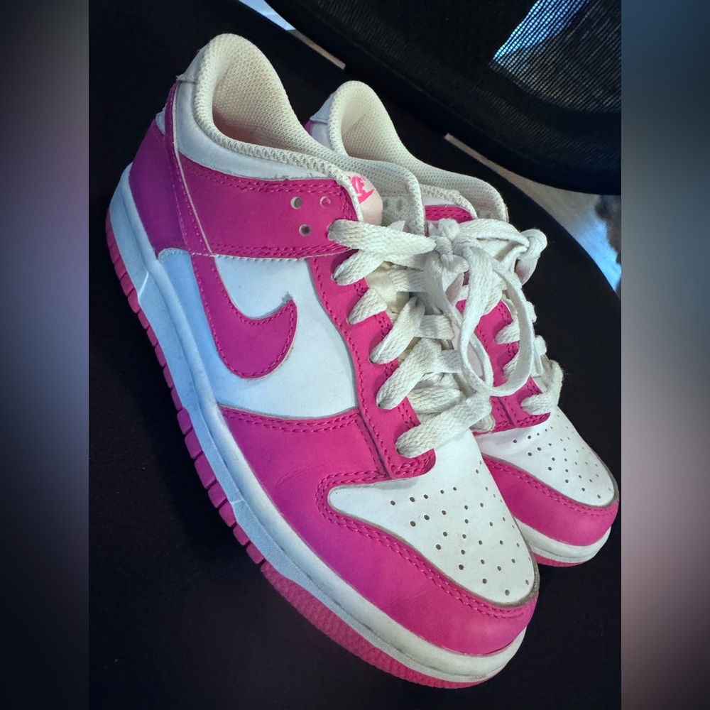 Pink Dunks - Picture 2 of 2